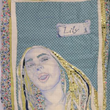 IzzyTLilytextilepiece