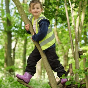 Dame Bradbury's Forest School