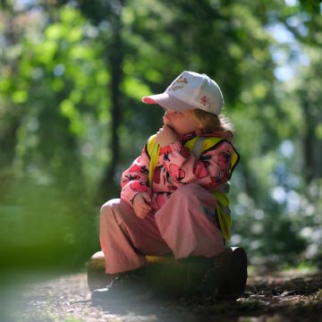 Dame Bradbury's Forest School