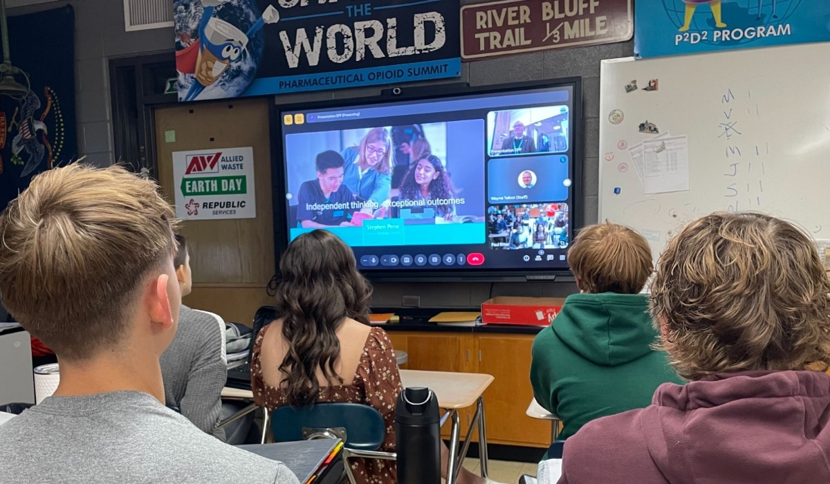 Sixth Form students attending an online meeting with Pontiac High School in Illinois